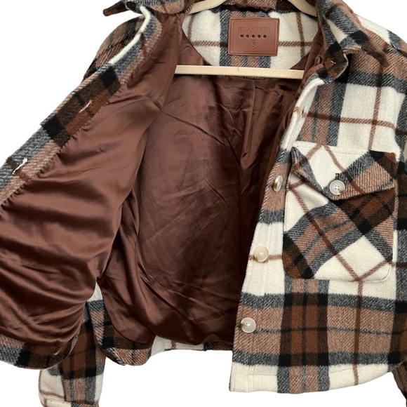 Blank NYC Plaid Cropped Shacket Shirt Jacket in All The Best Size Small - Picture 8 of 15